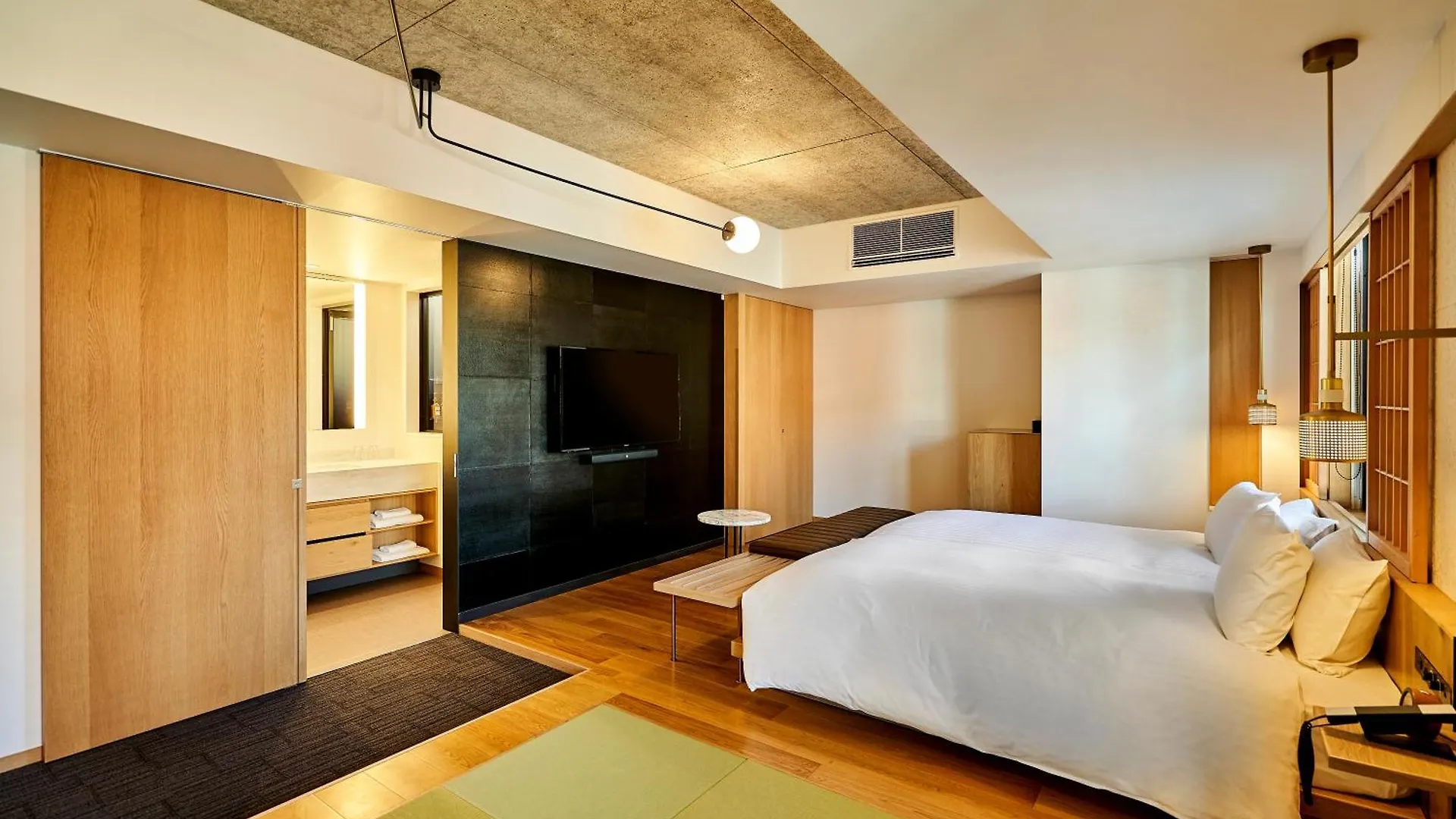 Tassel Hotel Sanjo Shirakawa Kyoto Japan